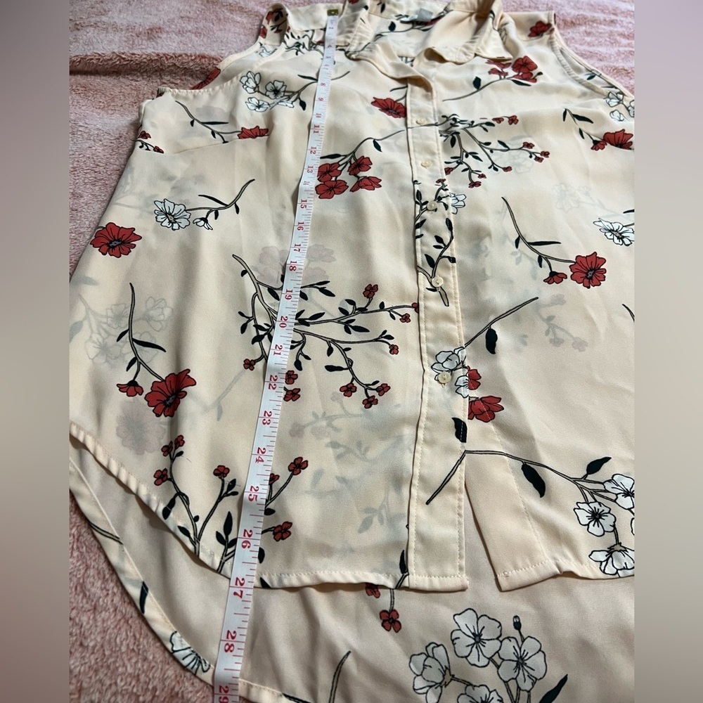 #190 New York & Compnay floral blouse - Picture 7 of 7